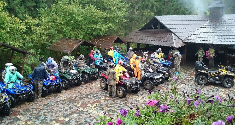 Travelling on quadrocycles in the Carpathians Autumn