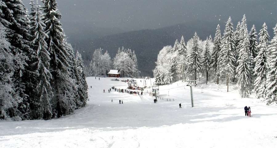 Ski resort in the Carpathians Slavs'ke - Volosyanka